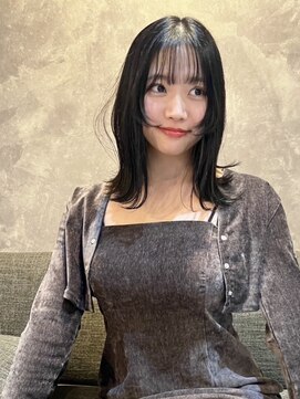 ラクール(la cour) 大人可愛い外ハネウルフミディ