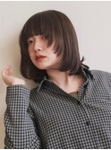 顔周りレイヤーカットくびれヘアミルクティーベージュカラー