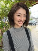 切りっぱなしボブ/30代40代20代/かきあげ前髪/寒色