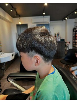 ハールファブリークゼロ(Haar Fabrik ZERO) キッズカット