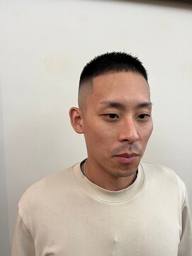 ビーバイエイトジェンツ(Bee by EIGHT GENTS) ニュアンスパーマ/スペインカール/スパイニキーショート