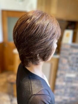 アジャラ(AJARA)の写真/髪と地肌にお悩みがある方必見！丁寧なカウンセリングと技術力であなたのお悩みを解決に導きます◇