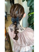 アッシュ アーティスティック スタジオ オブ ヘア(Ash artistic studio of hair) 編みおろしヘアセット
