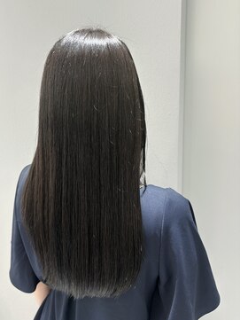 バイエイト(X８) ◎艶カラー/ダークグレージュ/顔まわりレイヤー