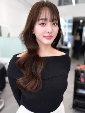 ニトバイアンキシム(nit by ahnkism) 韓国風レイヤーカット顔まわりくびれオルチャン堀江