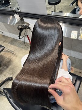 リエル(LIERU) 極艶縮毛矯正