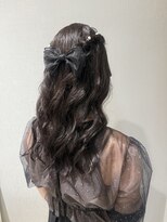 アクイール(ACCUEILLIR) ハーフツインアレンジ