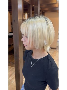 モアムー(Moremuu) 【長尾】ブロンド