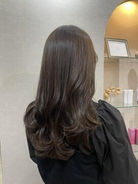 カラークチュール(Color Couture) 暗めカラー/オリーブ/ココアベージュ/小顔ヘア/ハッシュカット