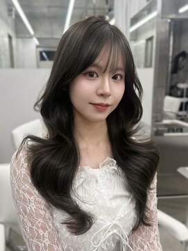アリュウル 表参道(ALLURE) 韓国くびれレイヤーカット×ダークグレージュ◯伊藤