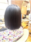 ストレートぱっつんボブ