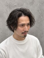 フジヤマバーバーショップ アジト(FUJIYAMA BARBER SHOP ajito)&nbsp;大人センターパート×スパイラルパーマ 明石/西明石/大久保