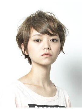 ブルー ヘアーメイク(Blue Hair Make) ボーイッシュなショートスタイル