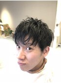 黒髪無造作ショート