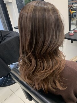 ステアケース 武蔵小杉店(stair:case) 【助川】バレイヤージュ/ピンクベージュ/20代30代ヘアスタイル