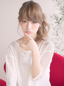 オジコロジ(ojiko.roji) ☆月曜営業☆ojiko.ルーズ編み込みサイドアレンジ