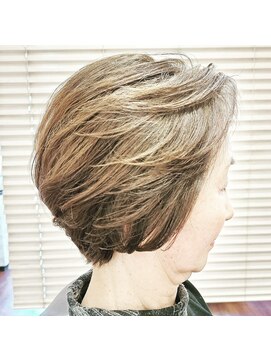 たかはし 似合わせミセスショート【白髪ぼかし/髪質改善/ヘッドスパ】