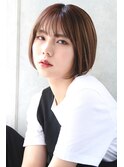 『estrela』シースルーバングオン眉小顔ショートボブ エモージュ