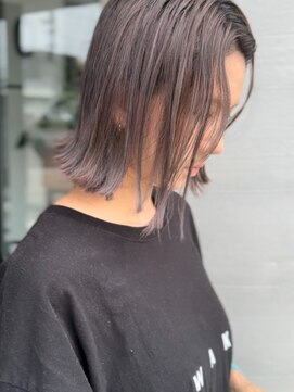 サーカス(circus) 外ハネ/グレージュ