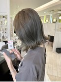 外はね Bob ボブ カーキグレー 外ハネボブ