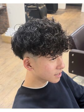 ルイ 京都烏丸店(Loui) スペインカール