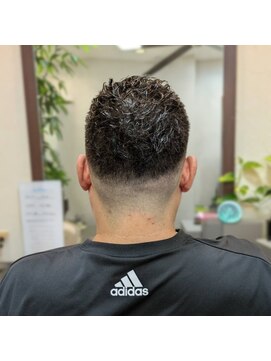 ヘアメイク ユーカラット(hair make u carat) ベリーショートフェードスタイル