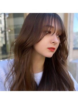 ドットハリス(.Hallis) くびれヘア/韓国風ヘア/大人可愛い/ベージュ/20代30代40代