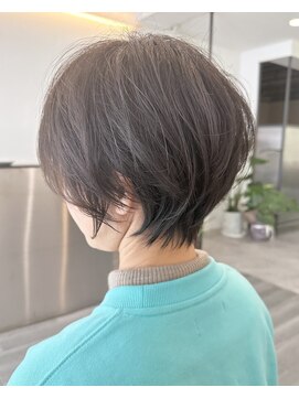 ビューエヒメ(VIEW EHIME) 大人ラフウェーブ外ハネボブダークブラウンスウィングショート