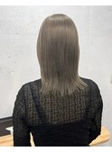 ブリーチありのグレージュカラー