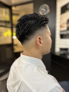 フランクスバーバーリザーブ 人形町店(FRANK’S BARBER RESERVE) スパイキーミドルフェードH