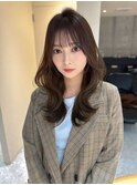 ★小顔に見せるヘアワンレンレイヤー黒髪カタログネビージュ艶髪