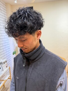 シフト(SHEEFT) 爽やかソフトマッシュ ニュアンスデザイン×ダークカラー