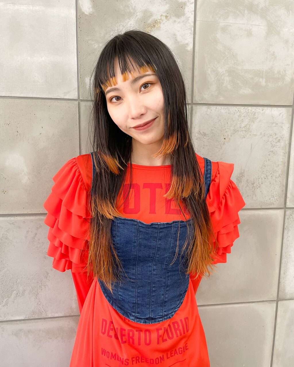 毛先カラー裾カラーパッツンオレンジカラーロング姫カット：L242405070