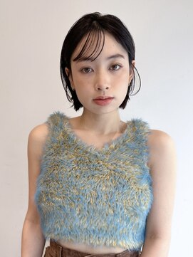 ローネス(LONESS) コンパクトボブ タイトボブ ミニボブ 耳かけボブ