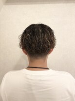 フォルメージ(formage)&nbsp;刈り上げ×スパイラルパーマ【三宮】小澤佑之介