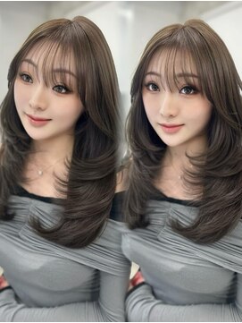 アイシー 表参道(ICY) ミディアムレイヤー/オリーブグレージュ/ダークグレー