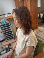 ロルド シェリ(Rold Cheri) 【山本智文】外国人風スパイラルパーマレイヤーカット