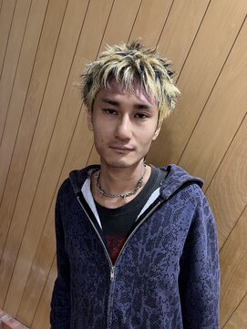 イロ(IRO) ポイントローライト