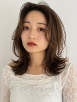 トリッカ シブヤ(TRICCA SHIBUYA)&nbsp;ミディアムレイヤー/顔まわりレイヤー/くびれヘア/ブラウン