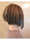前下がりボブショート