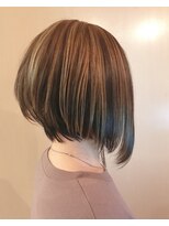 ココロ(kokoro)&nbsp;前下がりボブショート