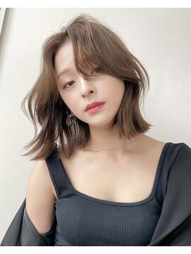 ベル 銀座並木通り店(Belle) くびれミディアム/ベージュ