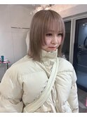 顔まわりレイヤー×ホワイトベージュ