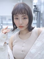 エムスラッシュ たまプラーザ(M.SLASH)&nbsp;ぱっつん前髪/外ハネミディアム/グレージュカラー/たまプラーザ