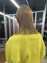 キジ(KIJI) ミディアムきりっぱなしスタイル