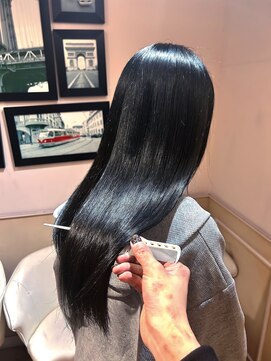 アルーシェ 新宿店(Alushe) ブルーブラック×髪質改善