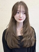 ユニコ(unico)&nbsp;韓国風/レイヤー/小顔/前髪カット/髪質改善/グレージュ/透明感