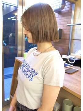 イェン(Yen.) ブラウンベージュ/レイヤーボブ