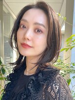 ビュートリアム 南青山(BEAUTRIUM) ストレートレイヤー 前髪なしお顔まわりレイヤー 表参道30代40代