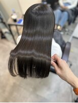 シンカ(shinka)&nbsp;うる艶ストレート＋チョコレートカラー